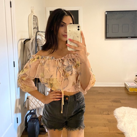 H&M floral top - Picture 1 of 5